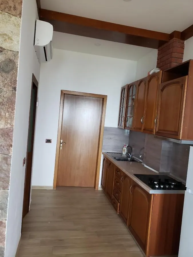 Hotel Brifs Shëngjin
